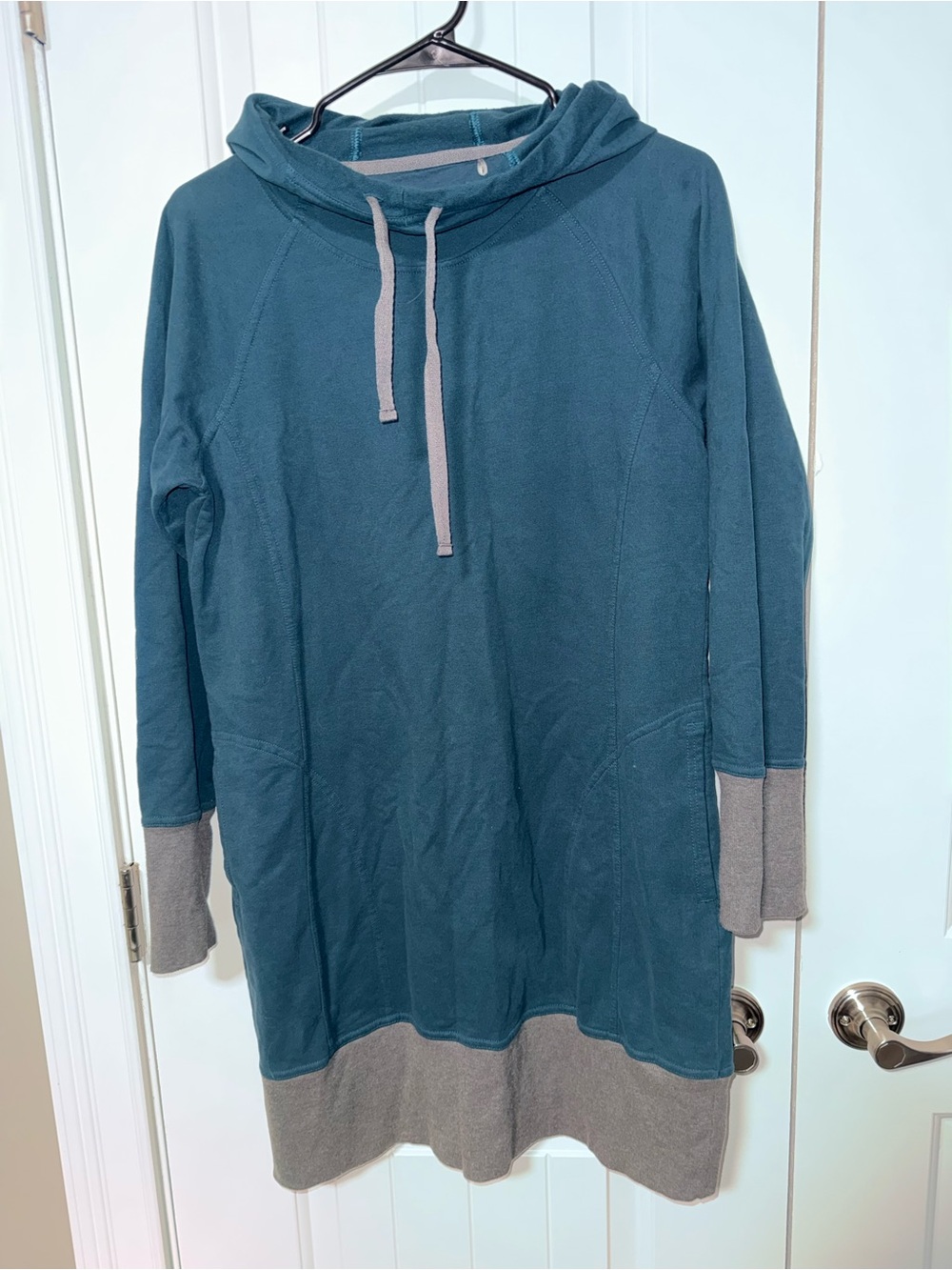 Like New Toad&Co Teal and Gray Crewneck Hoodie Sweater Dress